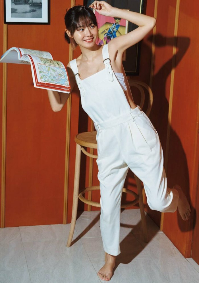 いけちゃん 細身でEカップの水着グラビア画像！