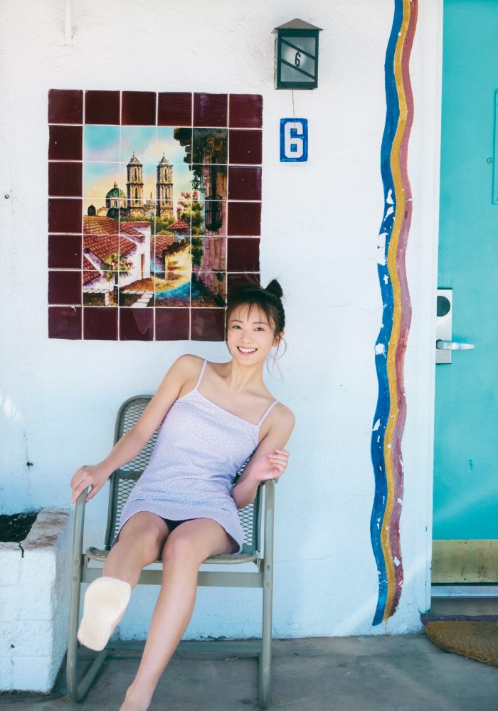 田村保乃 ナチュラルな激かわ水着グラビア画像！