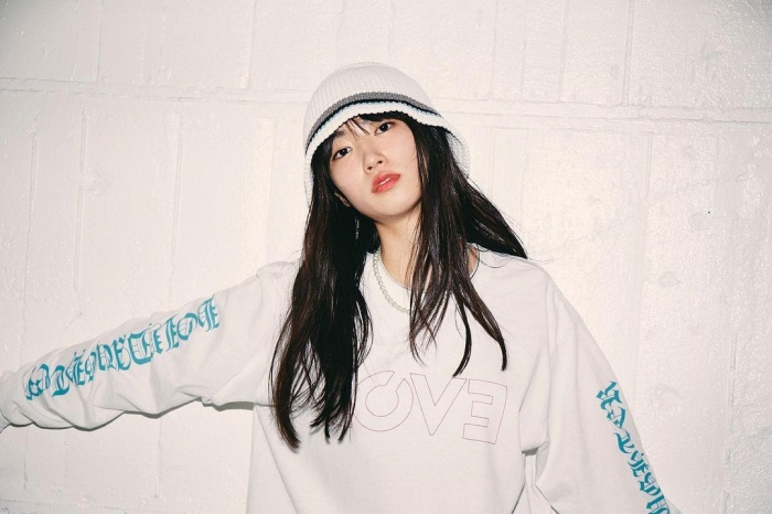 瑚々 スタイル抜群すぎる水着グラビア画像！