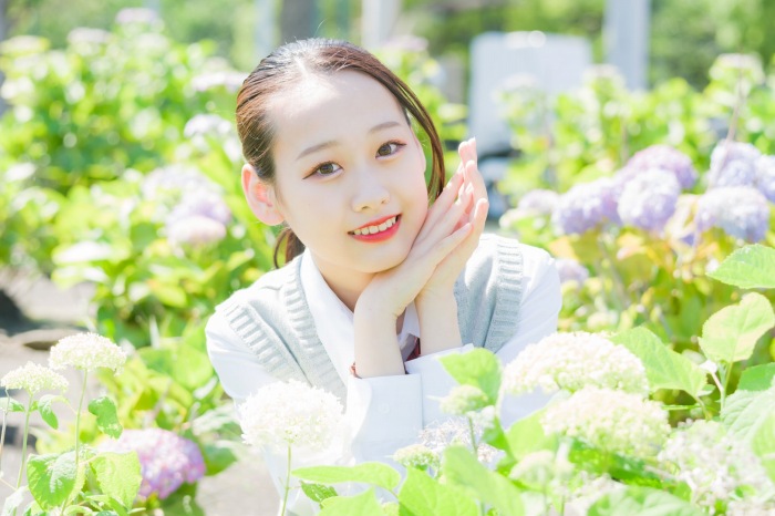 須羽こころ ふわふわバストの水着グラビア画像！