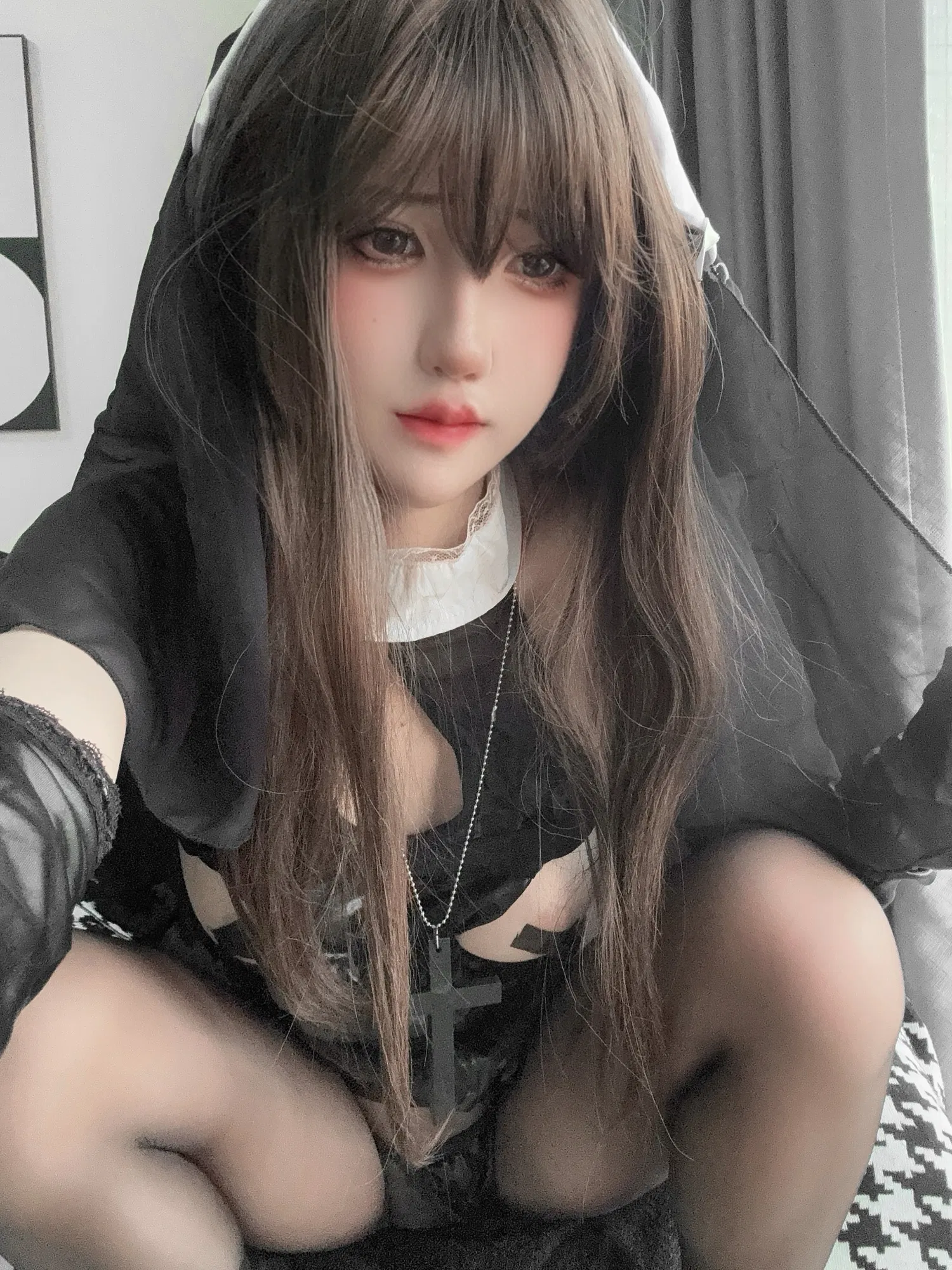 [Cosplay] 阿薰kaOri 偷偷做坏事的修女