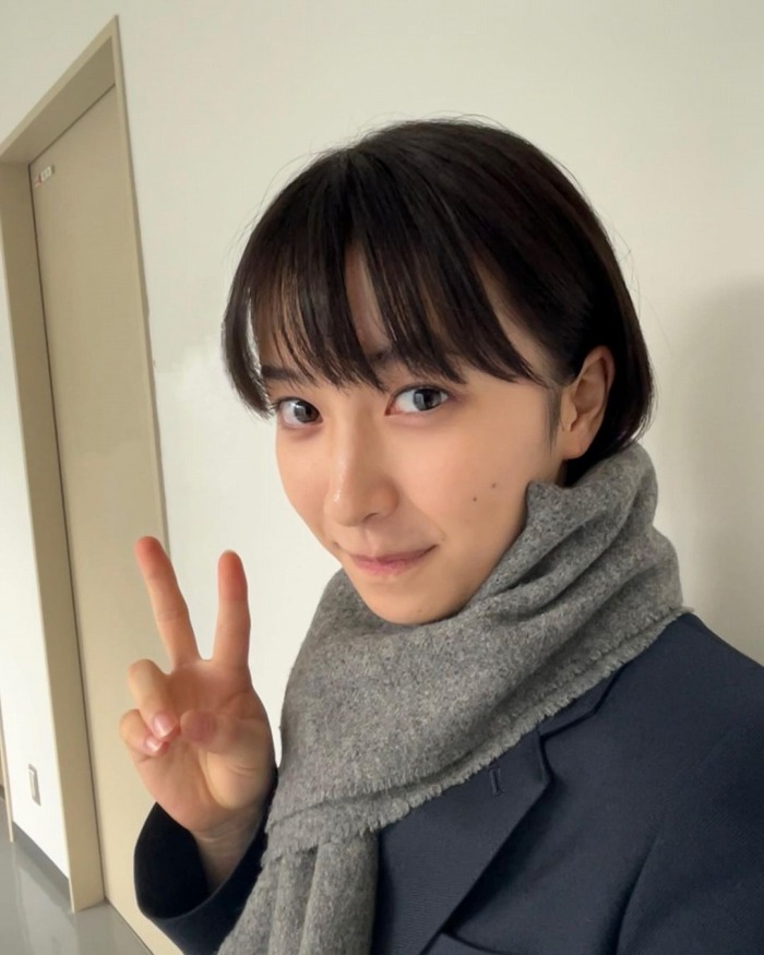 藤﨑ゆみあ 鬼かわすぎる着衣グラビア画像！