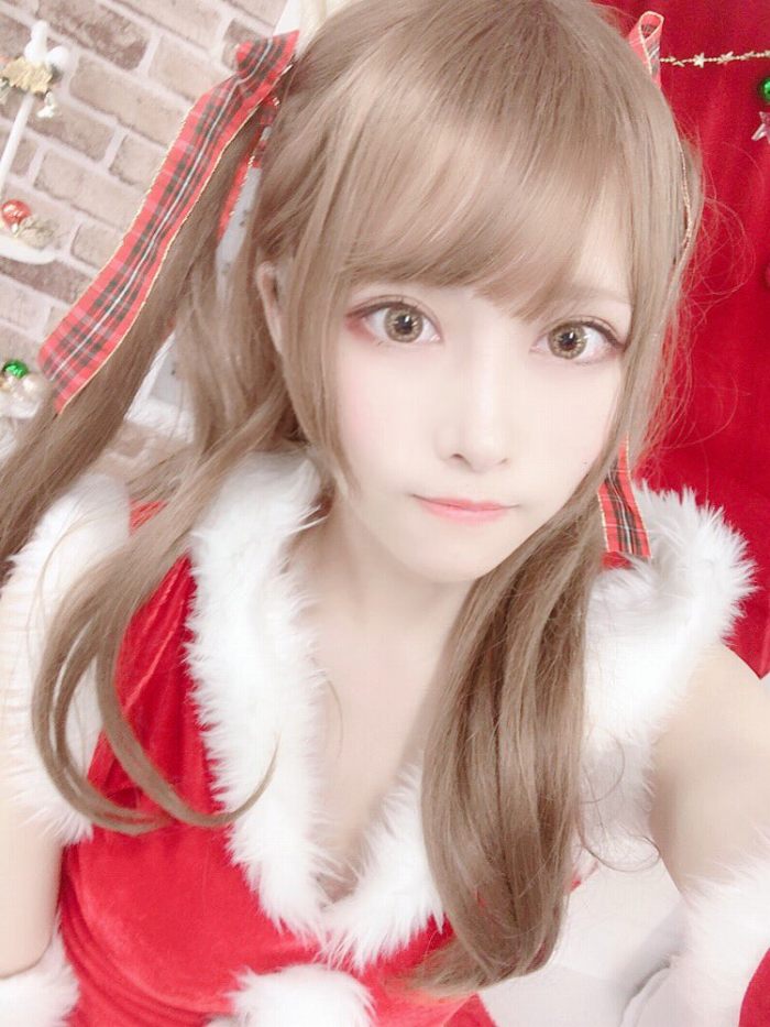 えい梨 美しいコスプレ＆水着グラビア画像！