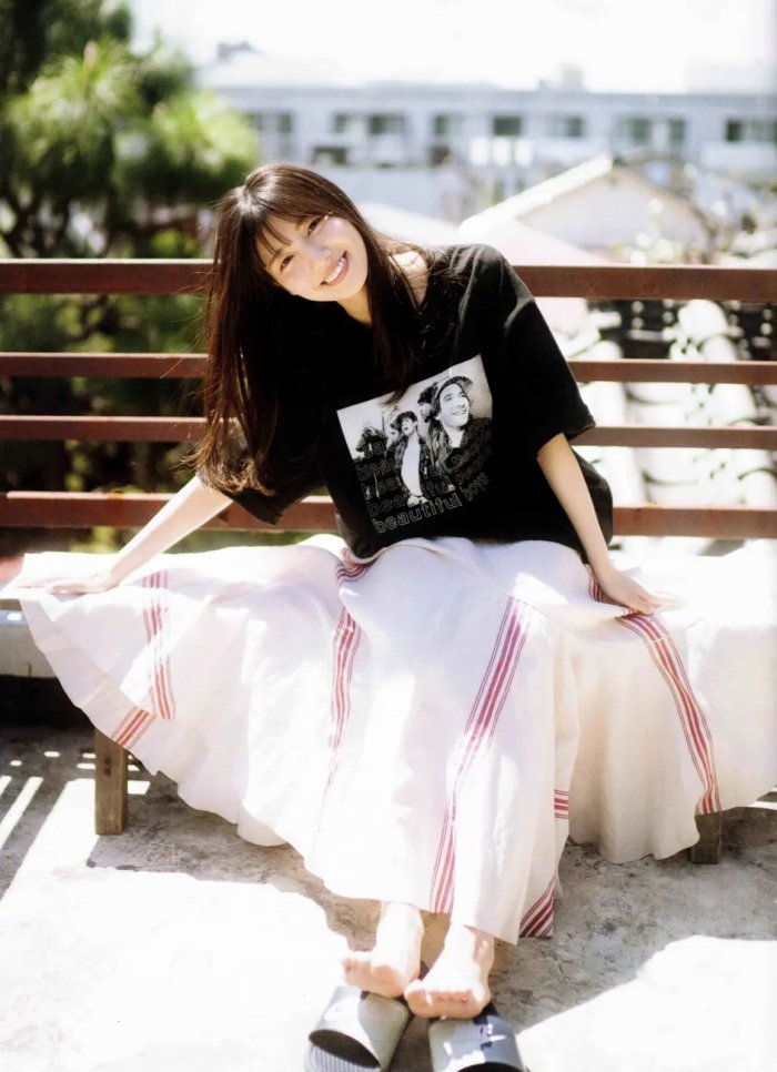 河田陽菜 ぷるふわバストの水着グラビア画像！