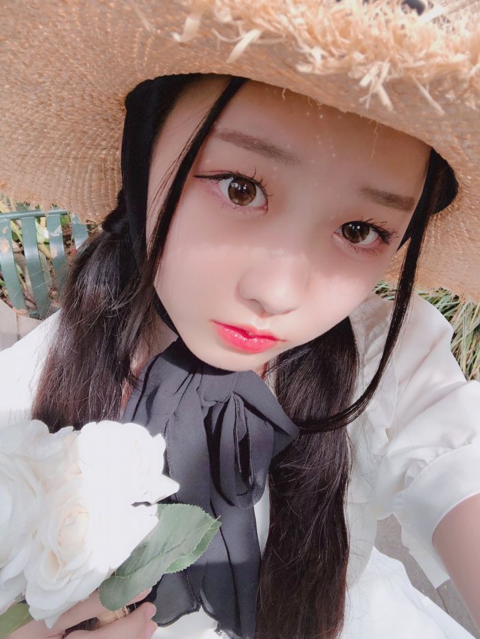 須羽こころ ふわふわバストの水着グラビア画像！