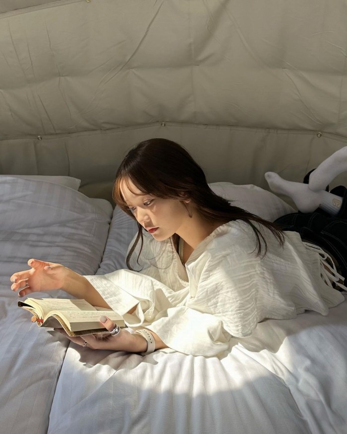 青戸しの Fカップボインな水着グラビア画像！