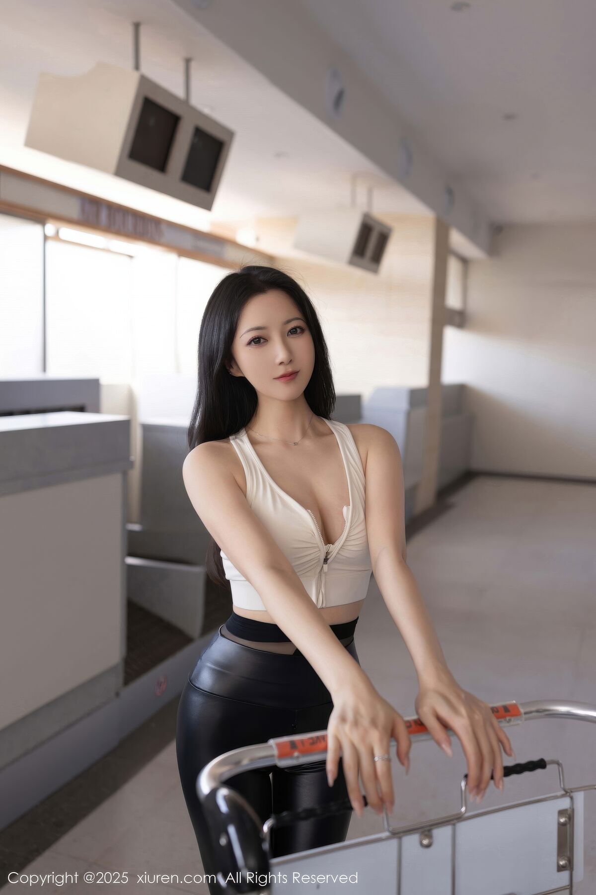 XiuRen秀人网 No.11021 Yu Zi Jiang Fish