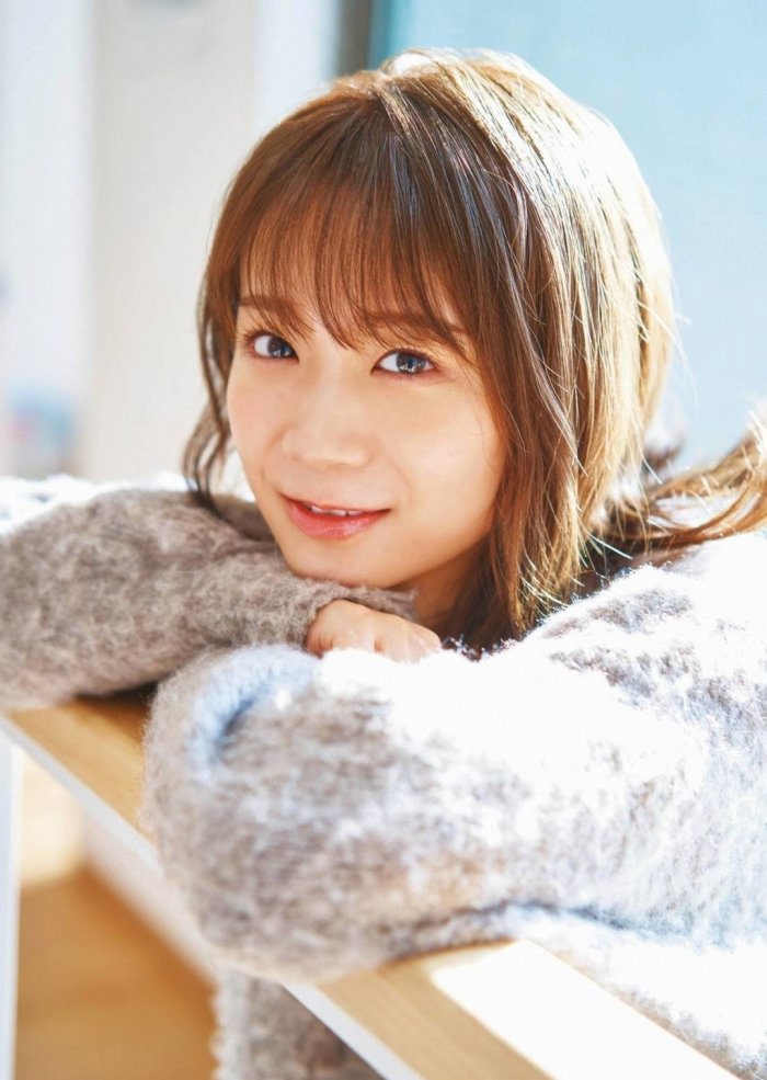 秋元真夏 激かわな水着・ランジェリー画像！