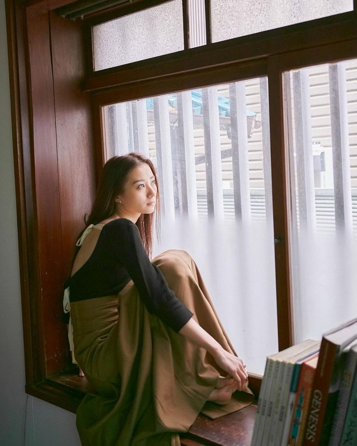 高田里穂 スタイル抜群な水着グラビア画像！