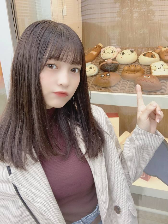 黒嵜菜々子 ふわふわボインの水着グラビア画像！