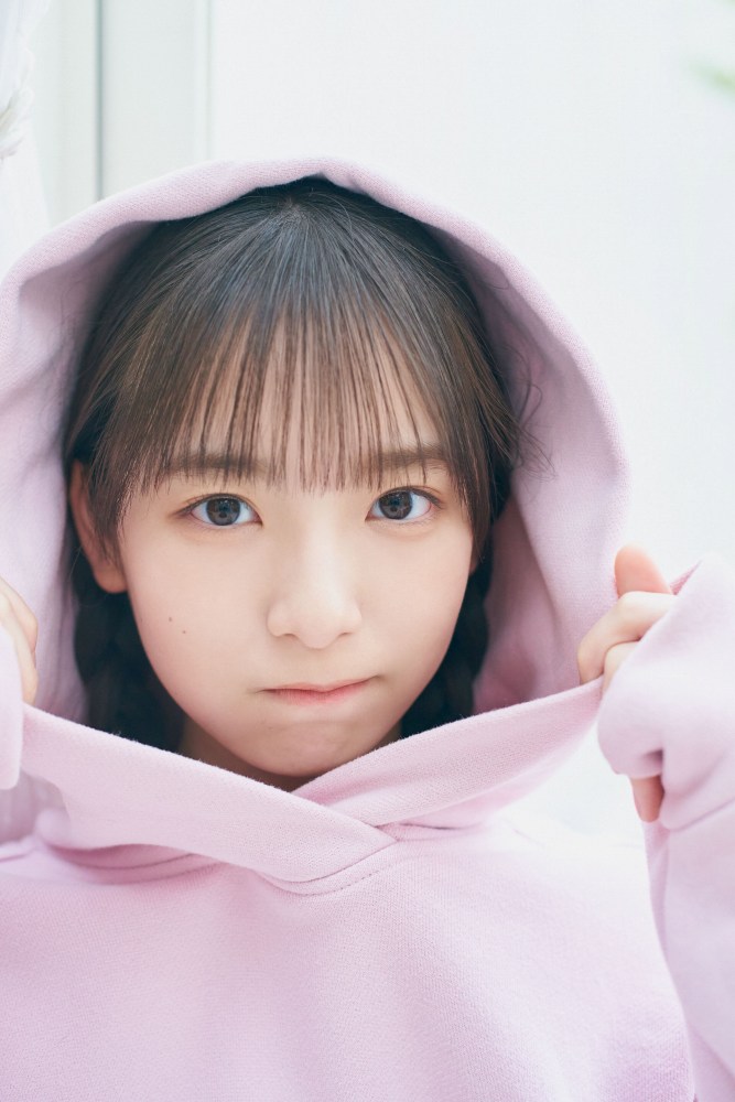 渡辺莉奈 鬼かわなタンクトップグラビア画像他！