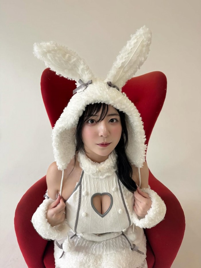 麻倉瑞季 おっぱいが大きい水着グラビア画像！