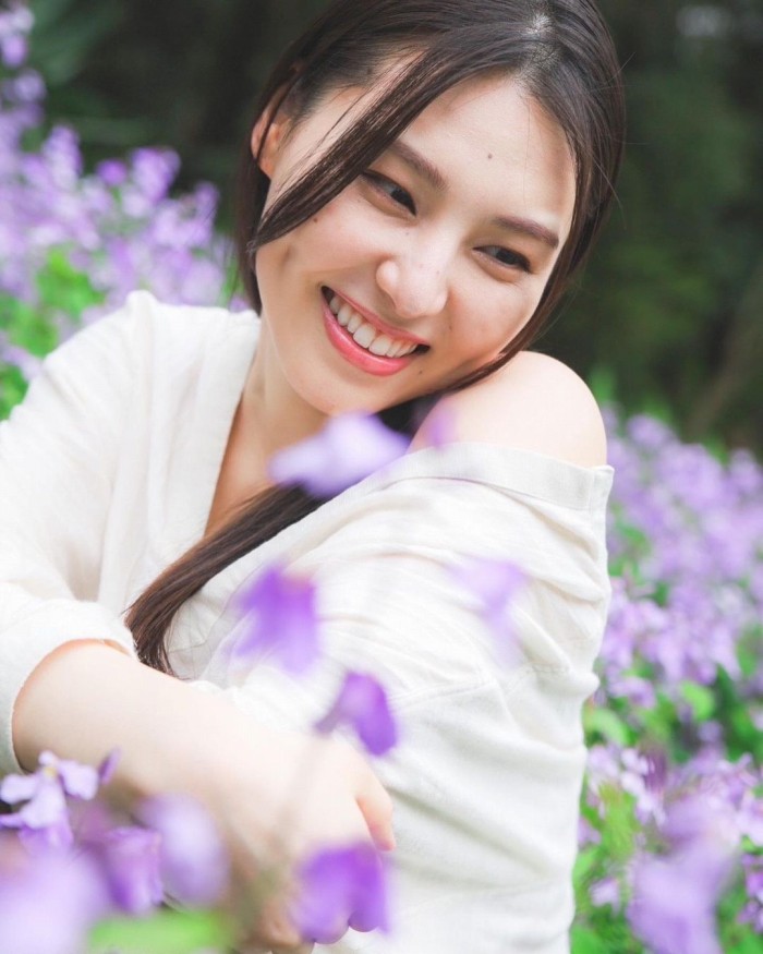 相楽伊織 けっこうボインな水着グラビア画像！