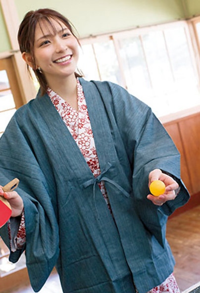 あまつまりな 脱ぎすぎ水着＆下着グラビア画像！