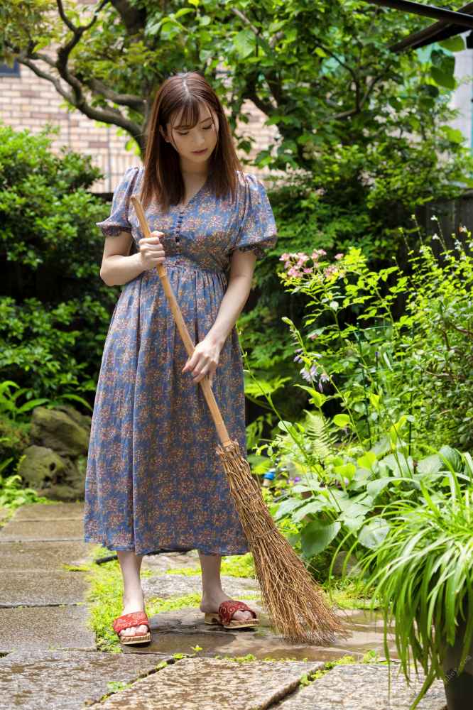 鈴木真夕 わかめ多目なHカップヌード画像！