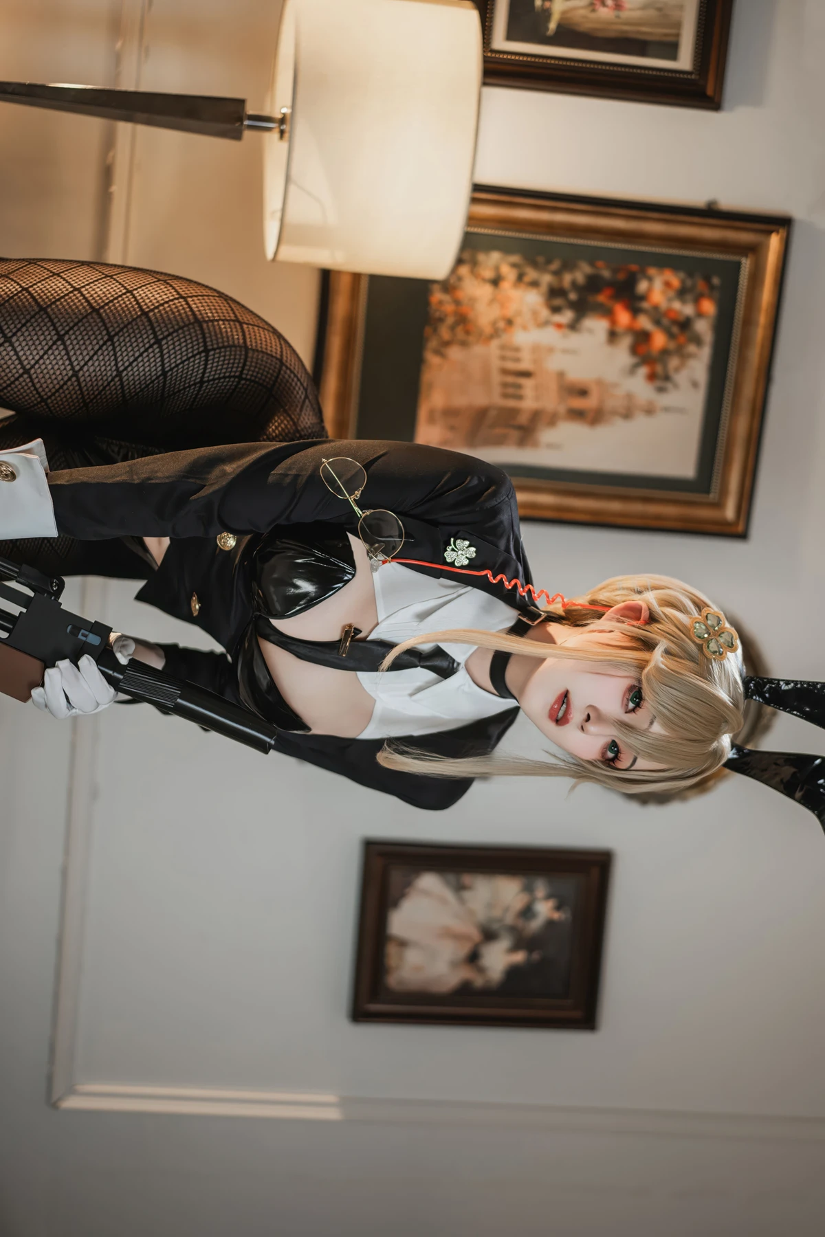 Cosplay Natsuko夏夏子 – NIKKE 爱德 特工兔女郎