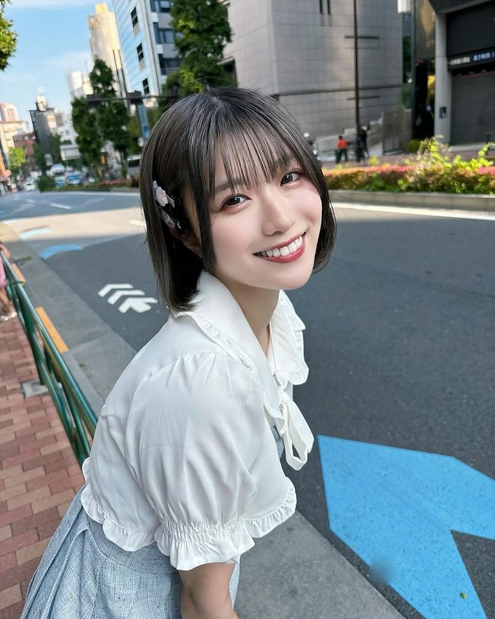 滝口愛奈 癒される激かわ水着グラビア画像！