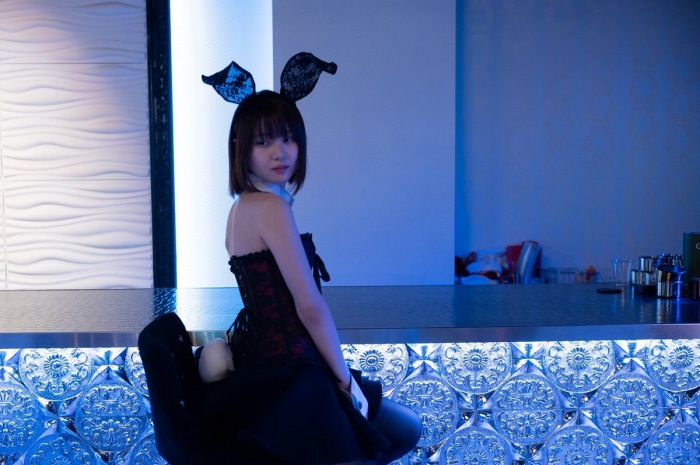 いけちゃん 細身でEカップの水着グラビア画像！