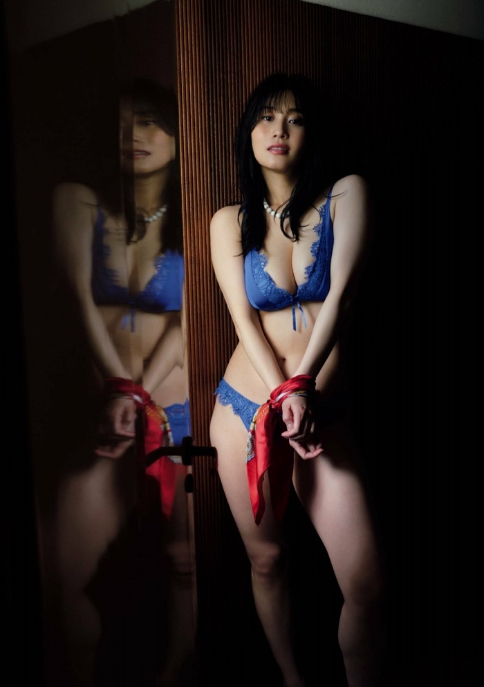 高橋凛 Hカップの手ブラヌード＆水着画像！