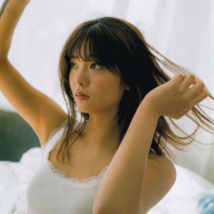 田村保乃 ナチュラルな激かわ水着グラビア画像！