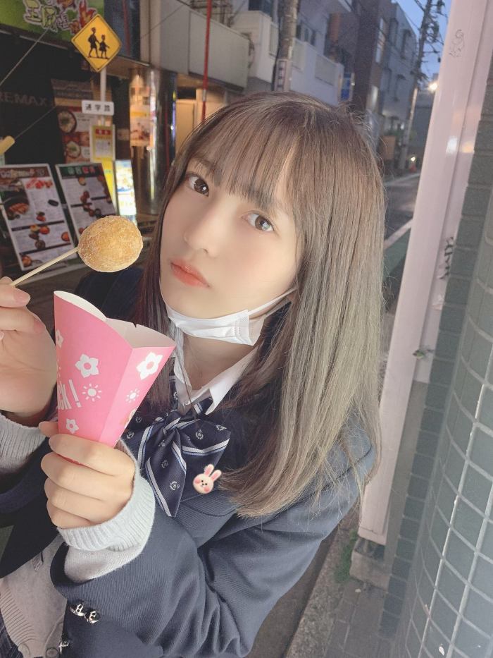 黒嵜菜々子 ふわふわボインの水着グラビア画像！