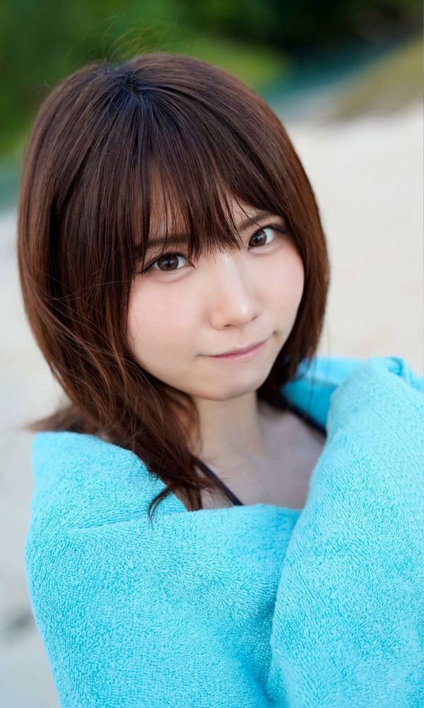 えなこ めっちゃかわいい水着グラビア画像！