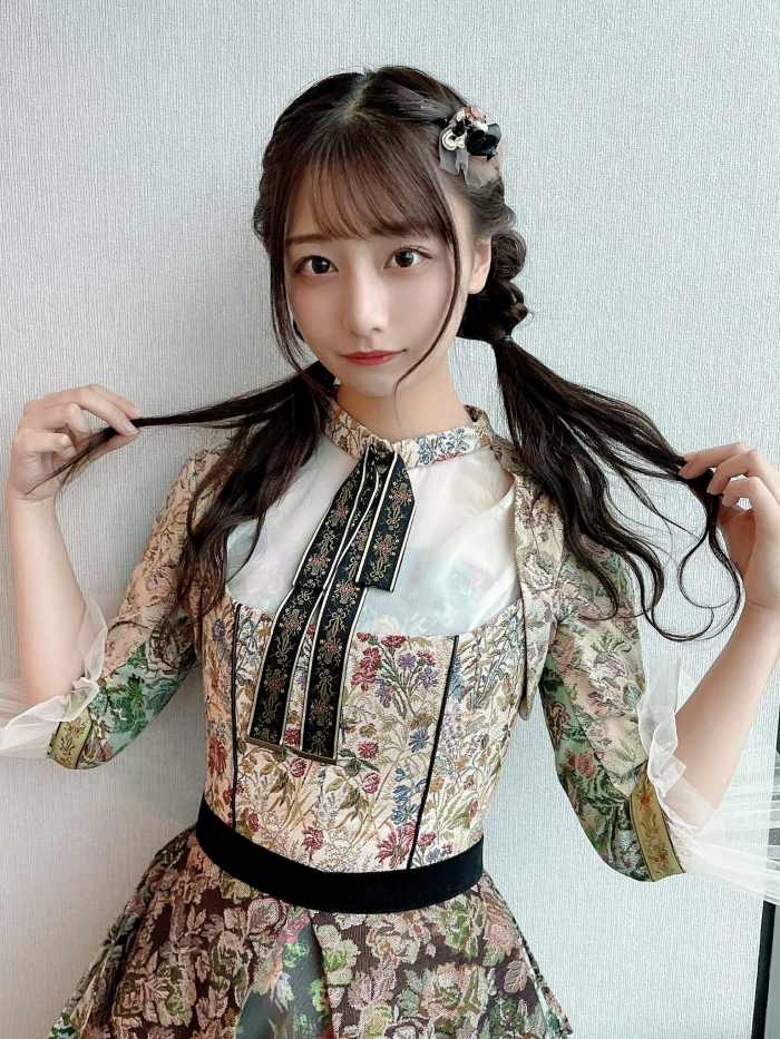 鈴木優香 ちょっと脱ぎすぎ水着グラビア画像！