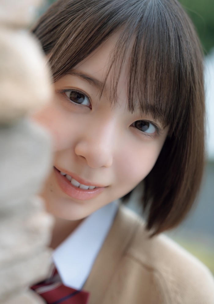 渡辺莉奈 鬼かわなタンクトップグラビア画像他！