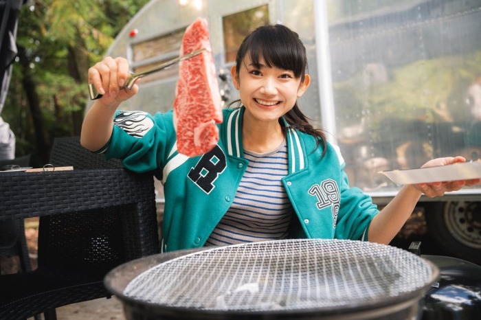 相沢菜々子 スタイル抜群な水着グラビア画像！