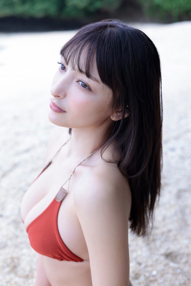 エリマリ ハーフ姉妹の水着グラビア画像！！