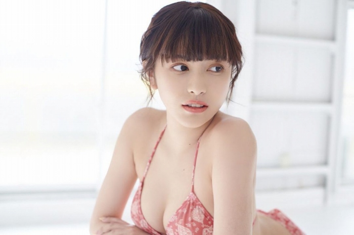 鈴木聖 Fカップが凄い水着＆下着グラビア画像！