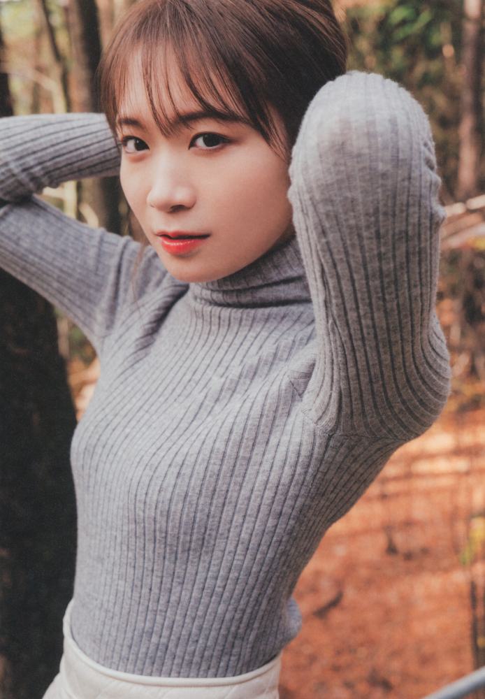 秋元真夏 激かわな水着・ランジェリー画像！