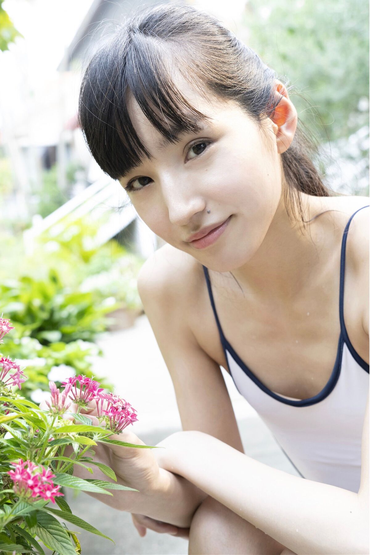 Mai Yasuda 保田真愛 - Bizarre Beautiful Butt 猟奇的な美尻 Part01