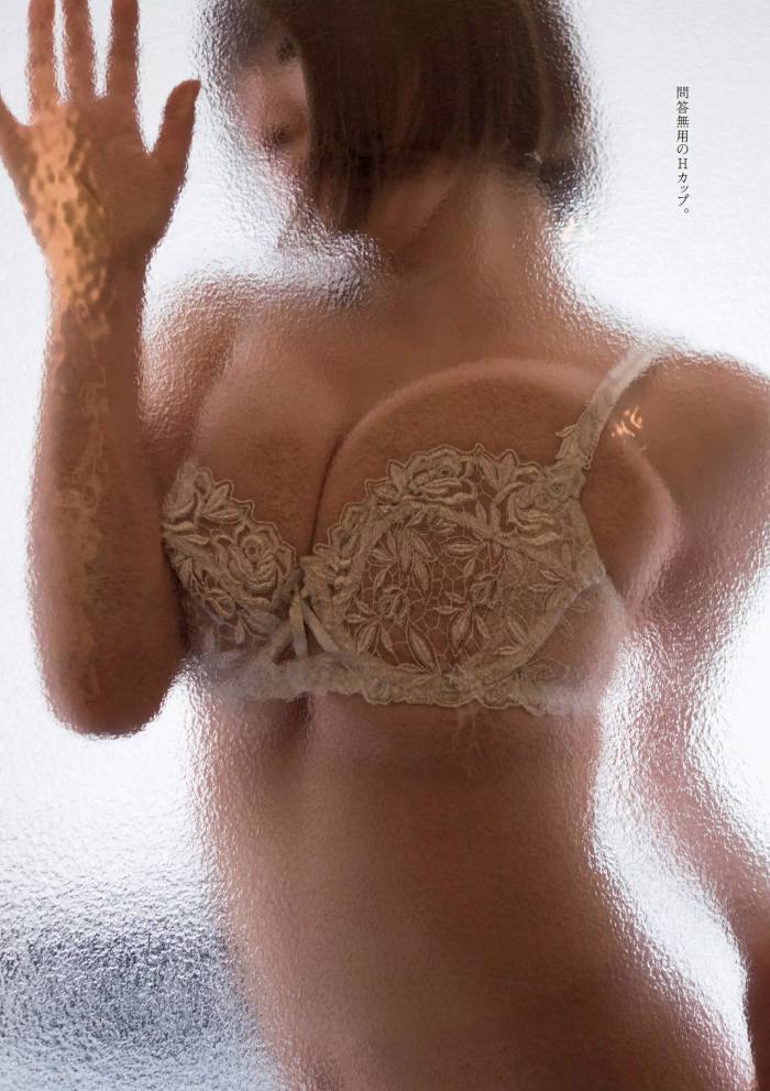 清水あいり Hカップヌード＆水着グラビア画像！