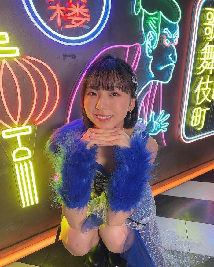 鍛治島彩 キュートな水着グラビアほか画像！