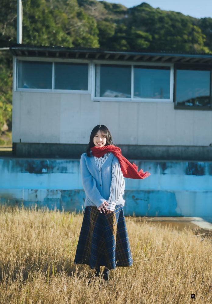 金村美玖 しっとりかわいい水着＆生脚画像！