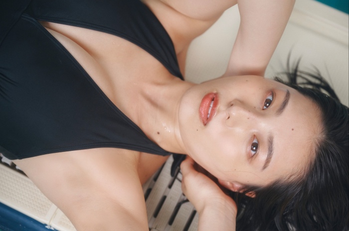相楽伊織 けっこうボインな水着グラビア画像！