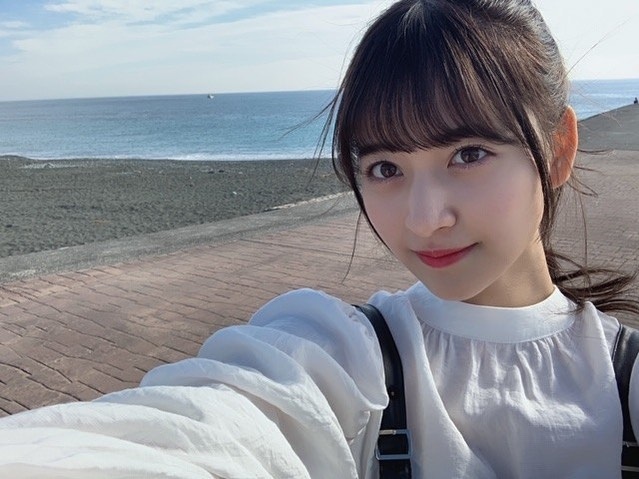 金川紗耶 美脚でスタイルが凄いグラビア画像！