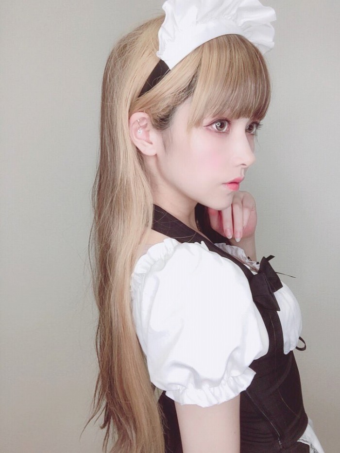 えい梨 美しいコスプレ＆水着グラビア画像！