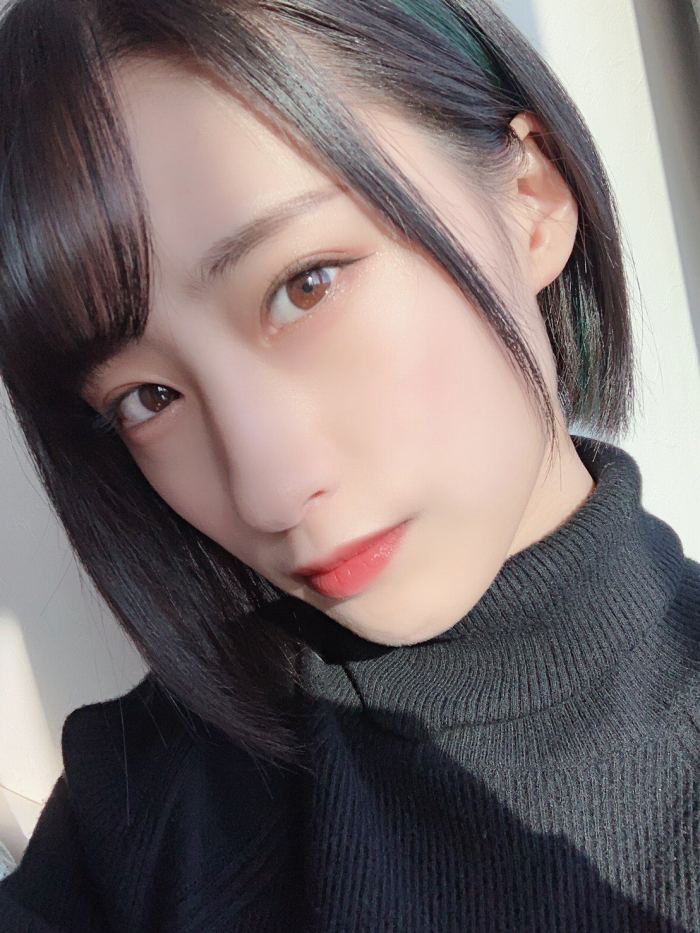 澄田綾乃 はみ出るFカップの水着グラビア画像！