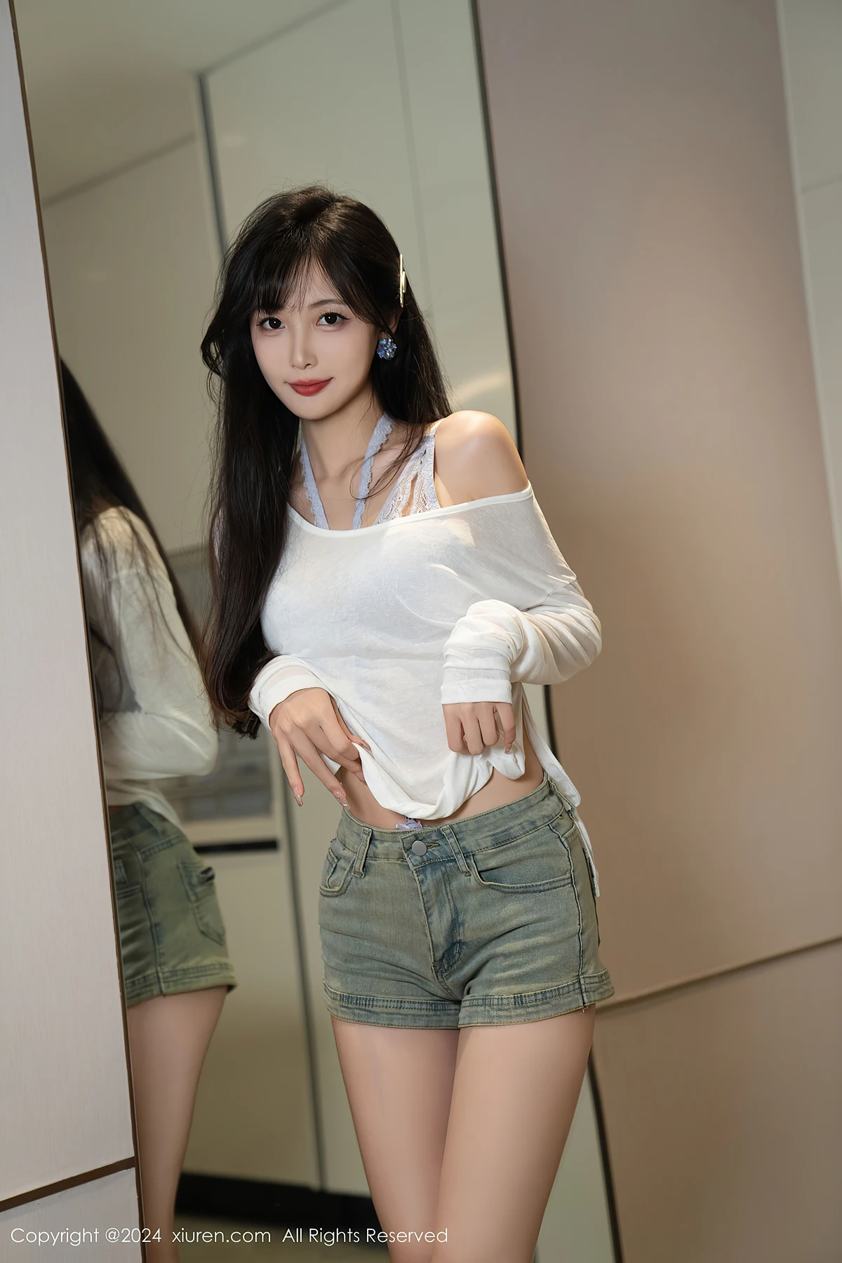 XiuRen秀人网 No.9215 LinXingLan林星阑