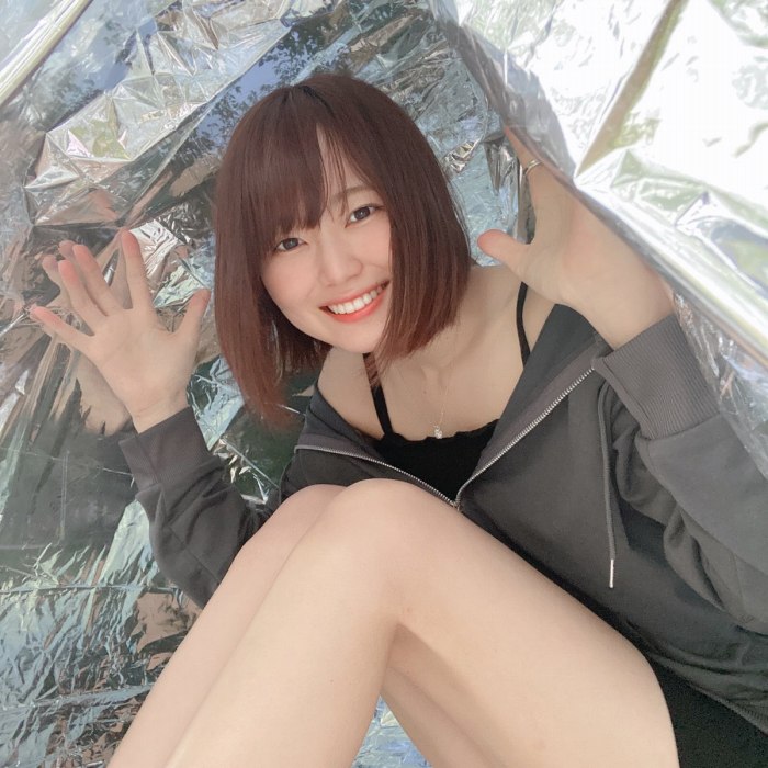 いけちゃん 細身でEカップの水着グラビア画像！