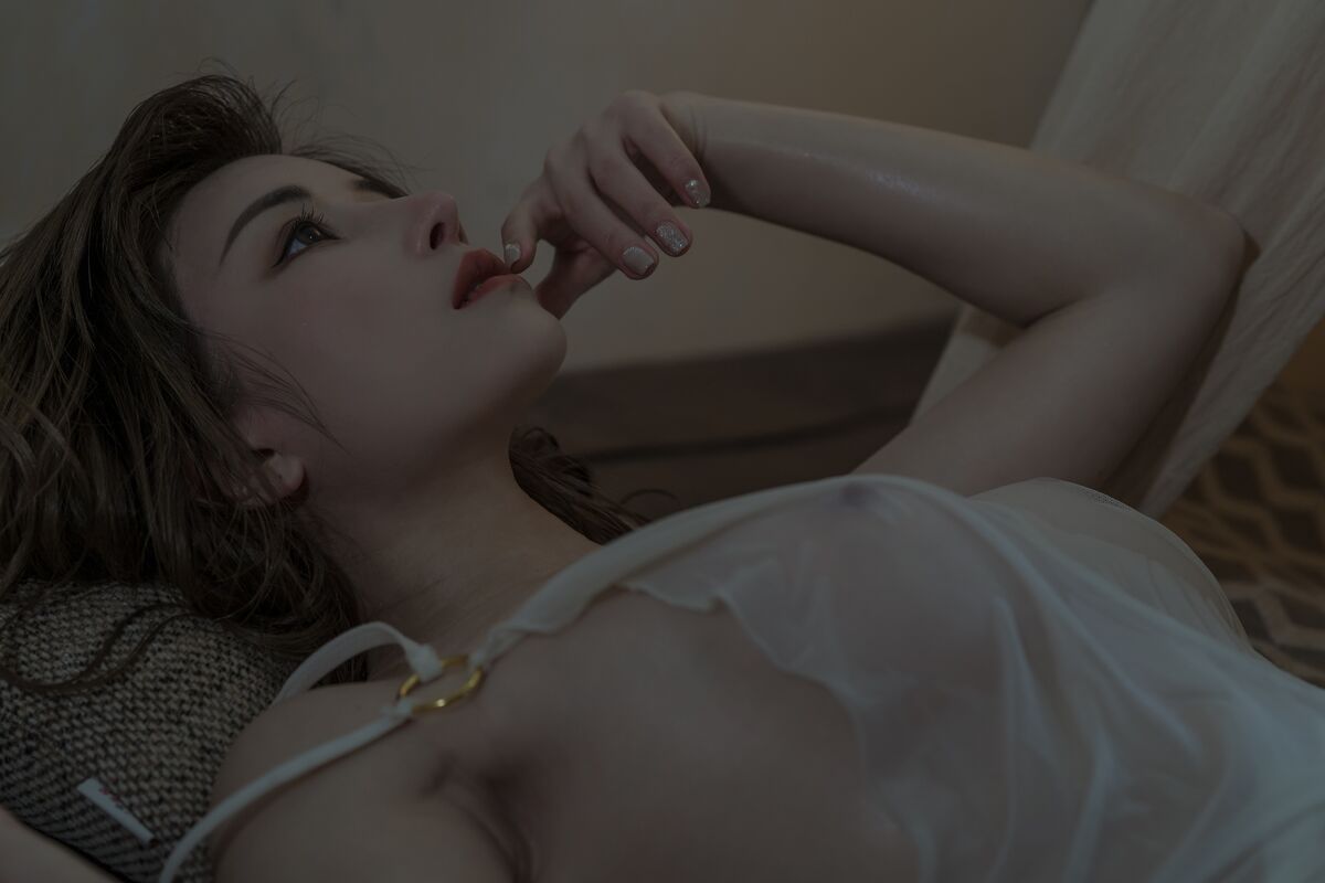 Coser@鹿八岁 - 神明少女