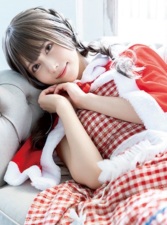 えい梨 美しいコスプレ＆水着グラビア画像！