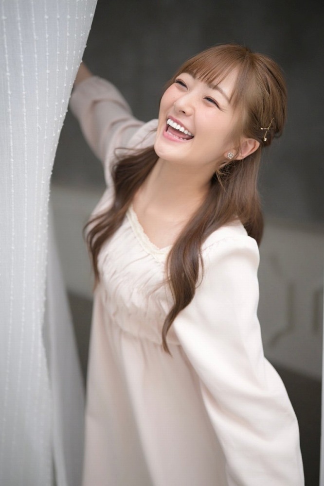 青空ひかり 笑顔がかわいい純朴ヌード画像！