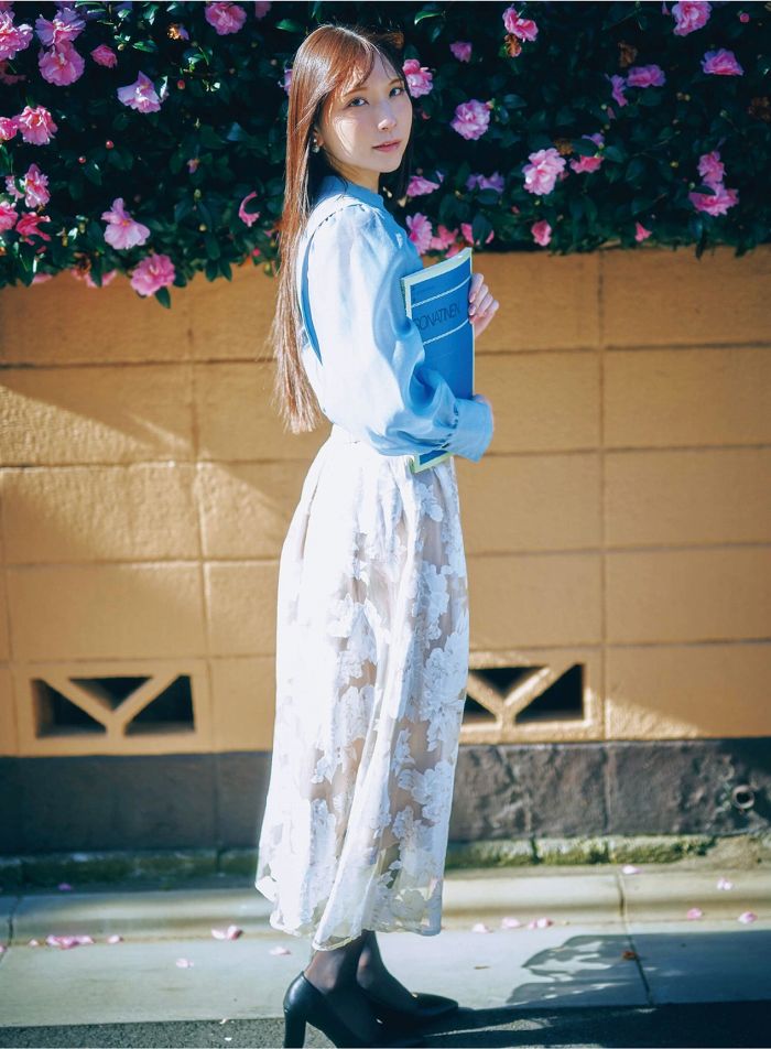 あまつまりな 脱ぎすぎ水着＆下着グラビア画像！