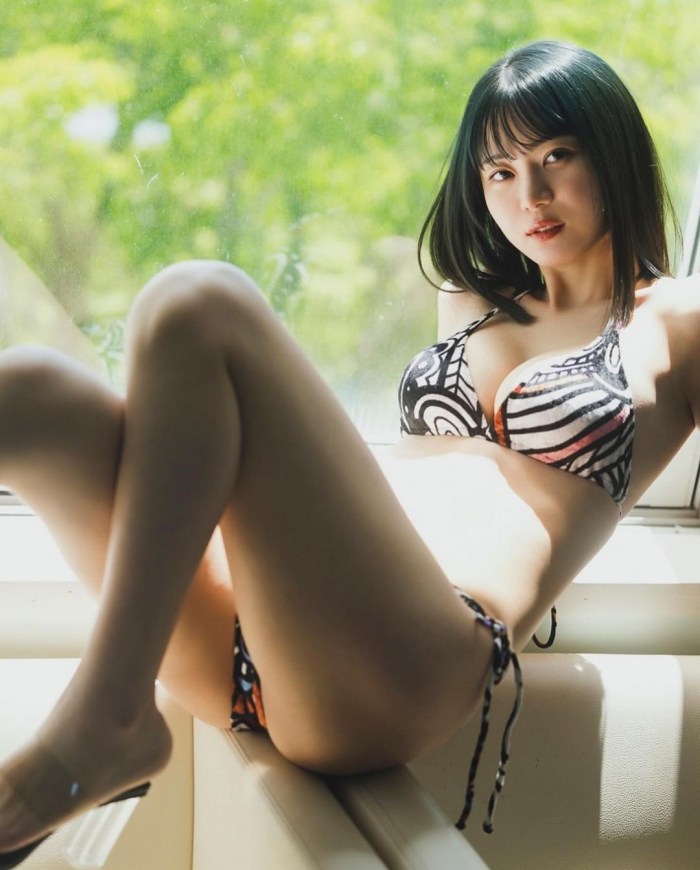 いけちゃん 細身でEカップの水着グラビア画像！