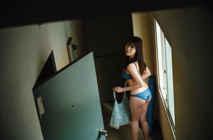 小日向ゆか 萌えるEカップの水着グラビア画像！