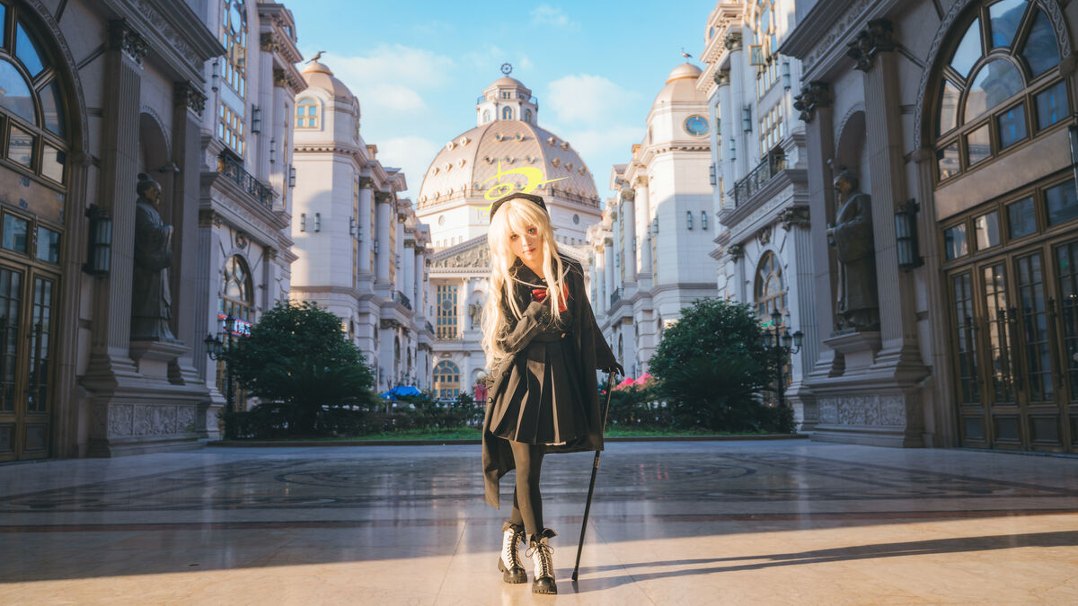 Coser@矢量鱼 - 笑面教授