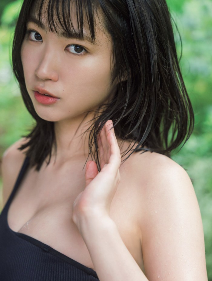 瑚々 スタイル抜群すぎる水着グラビア画像！